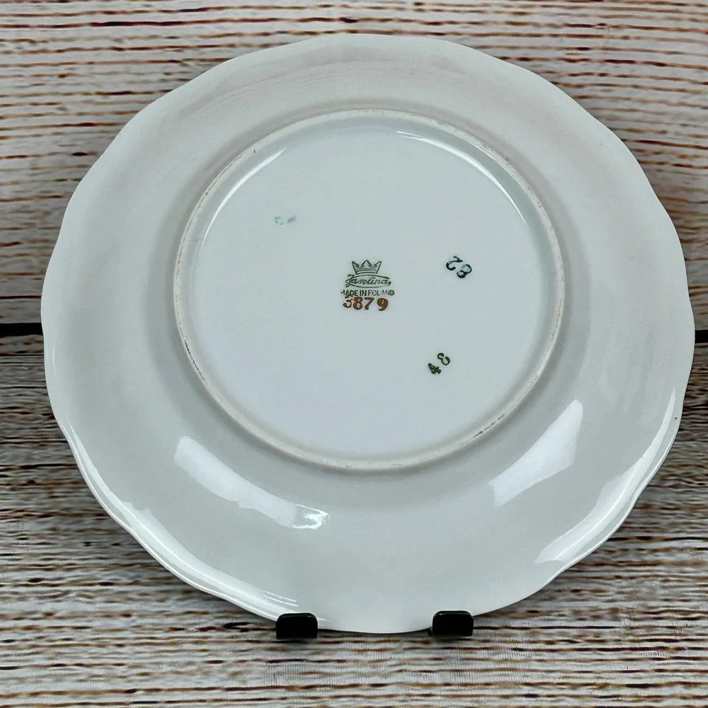 Favolina Karolina Jarolina Porcelain Salad Plate 3879 Floral Silver Scalloped 12
